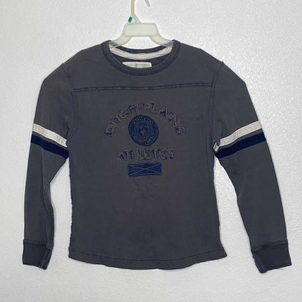 DITCH PLAINS New York Men’s Gray Distressed Style Sweatshirt Size L